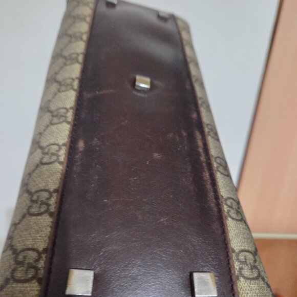 Gucci - Picture 8 of 9